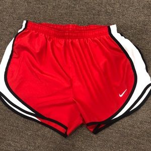 Nike Tempo shorts M red white black